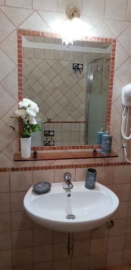 Residenza Villa I Nidi Santa Caterina  Luaran gambar