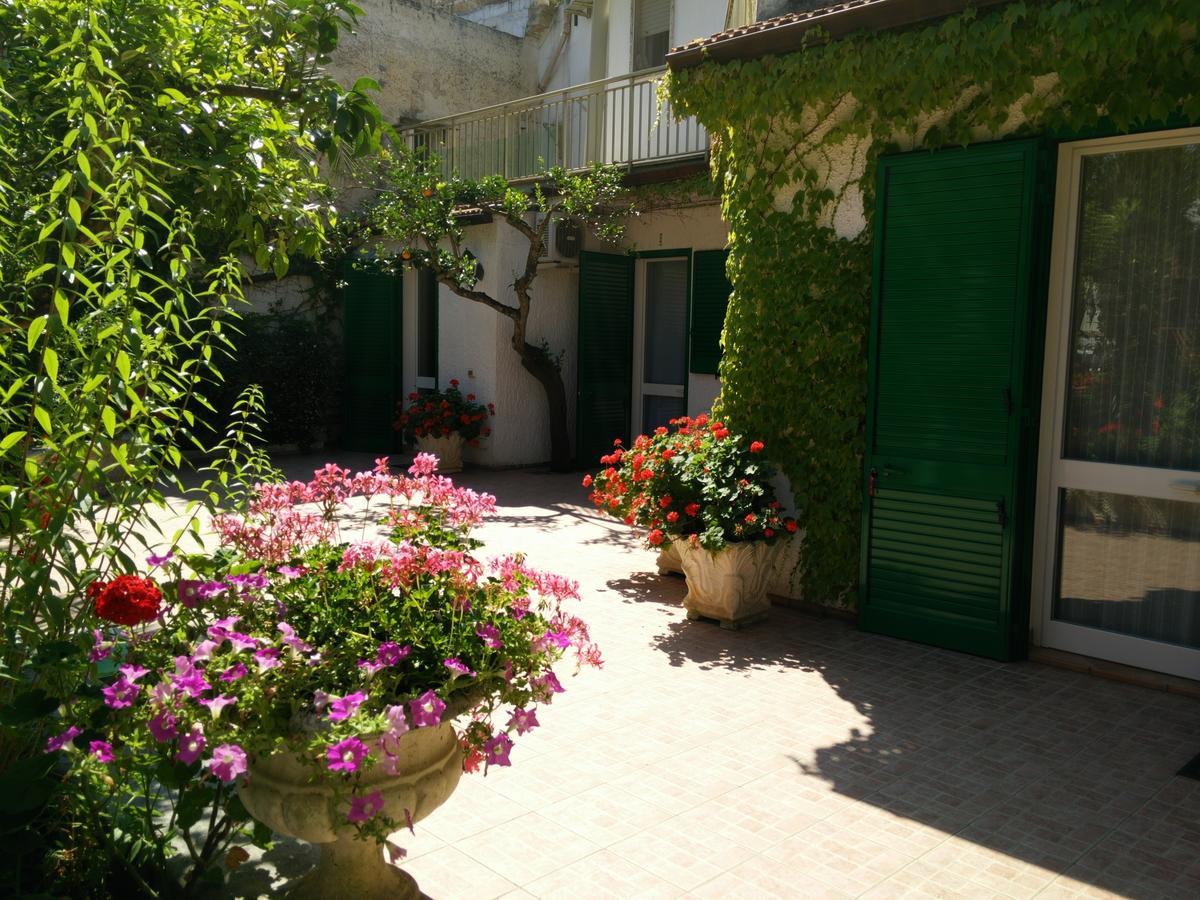 Residenza Villa I Nidi Santa Caterina  Luaran gambar